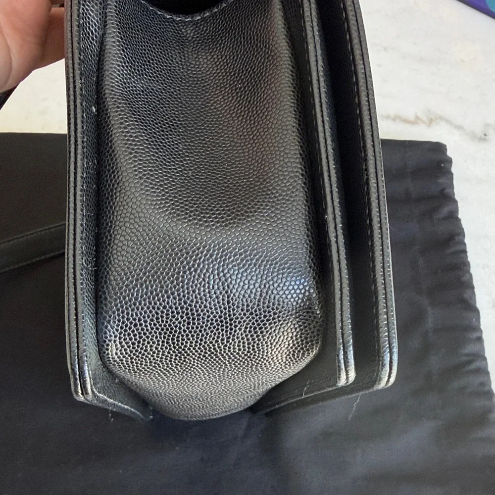 CHANEL Black Quilted Leather Medium Boy Flap Crossbody Bag - Picture 5 of 11